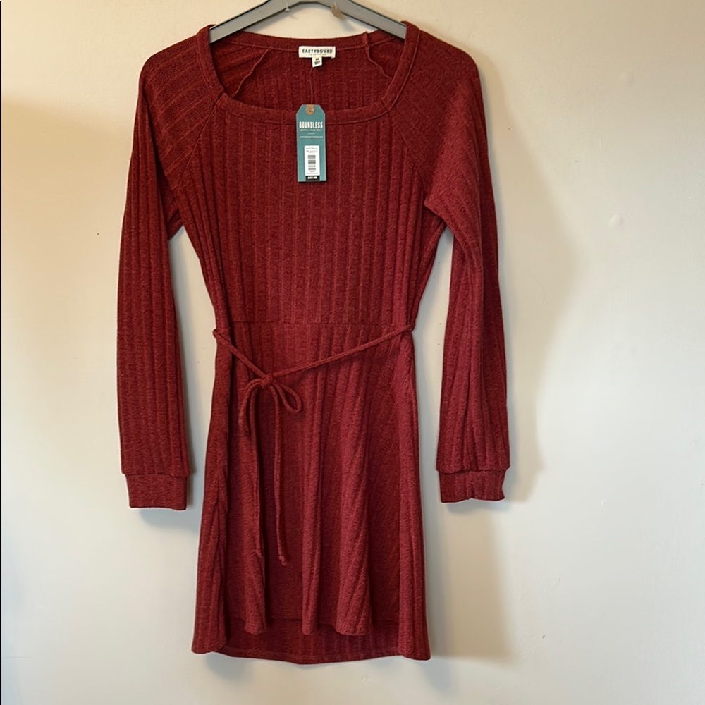 Earthbound rust colour sweater dress tie waist open back long sleeve size m NWT